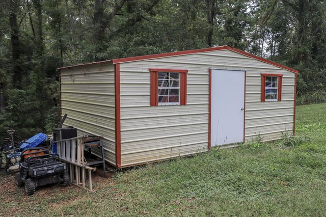 2142 Ridgeview Drive, Thomson, GA 30824