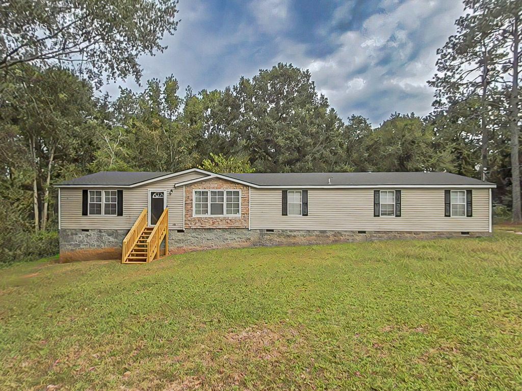 2142 Ridgeview Drive, Thomson, GA 30824