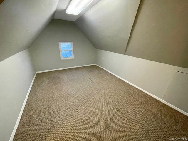 315 Vincent Avenue 2, Lynbrook, NY 11563