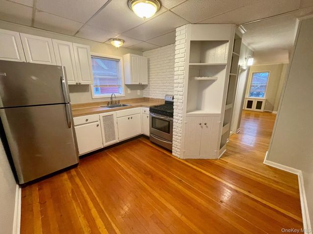 315 Vincent Avenue 2, Lynbrook, NY 11563