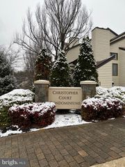 9916 HELLINGLY PL #154, Gaithersburg, MD 20886