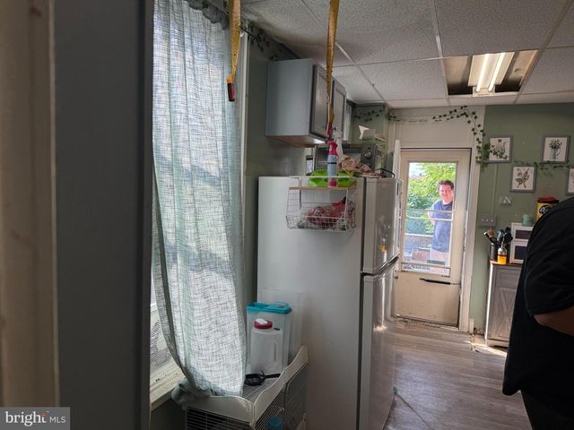 1431 W KING ST, York, PA 17404