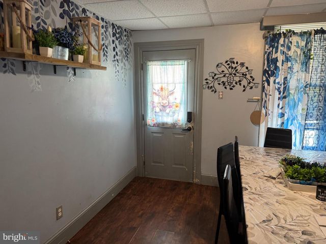 1431 W KING ST, York, PA 17404