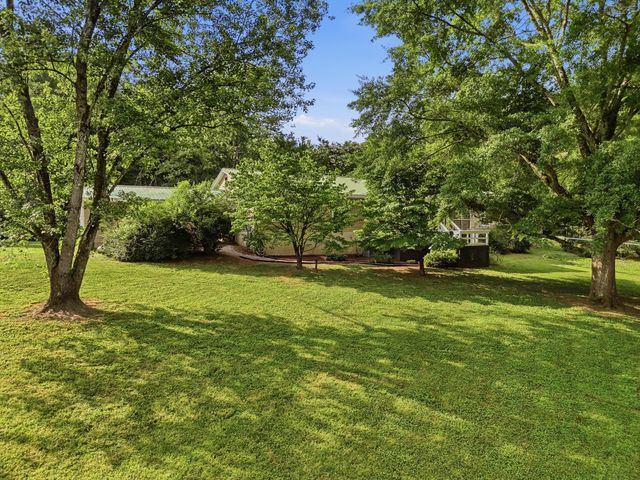 350 B Carden Street, Soddy Daisy, TN 37379