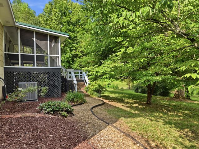 350 B Carden Street, Soddy Daisy, TN 37379