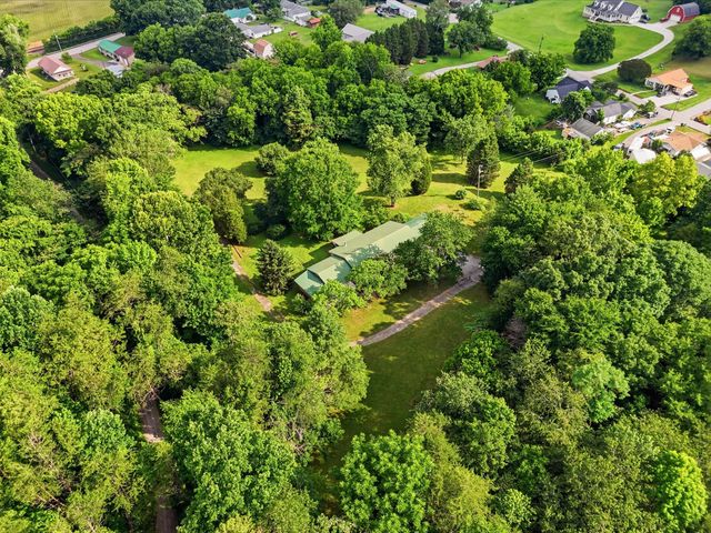 350 B Carden Street, Soddy Daisy, TN 37379