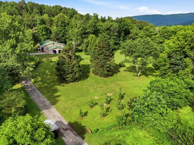 350 B Carden Street, Soddy Daisy, TN 37379