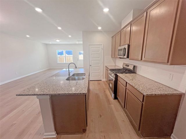 9781 Enclave Ridge Road, Willis, TX 77318