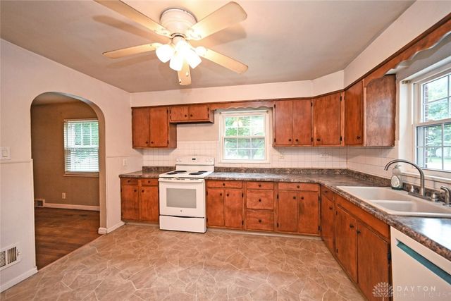 204 E Main Street, Medway, OH 45341