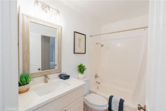 400 Orange Blossom 127, Irvine, CA 92618
