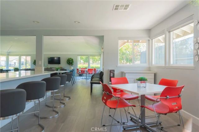 400 Orange Blossom 127, Irvine, CA 92618