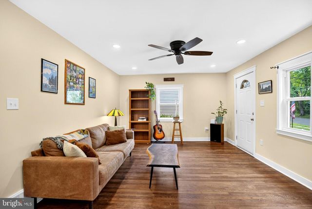 164 SILVER LAKE DR, Clementon, NJ 08021