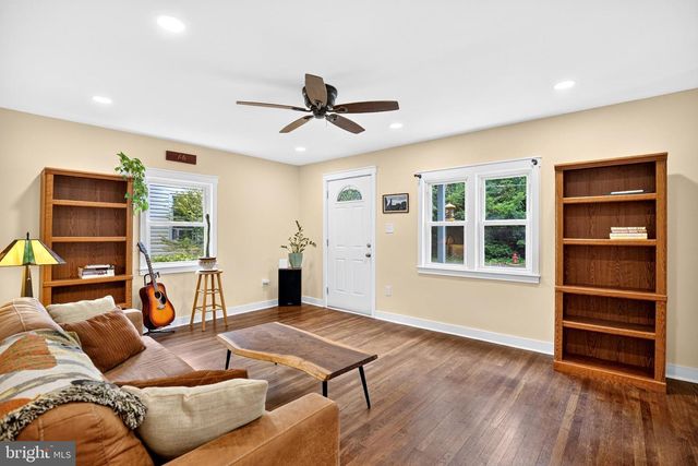 164 SILVER LAKE DR, Clementon, NJ 08021