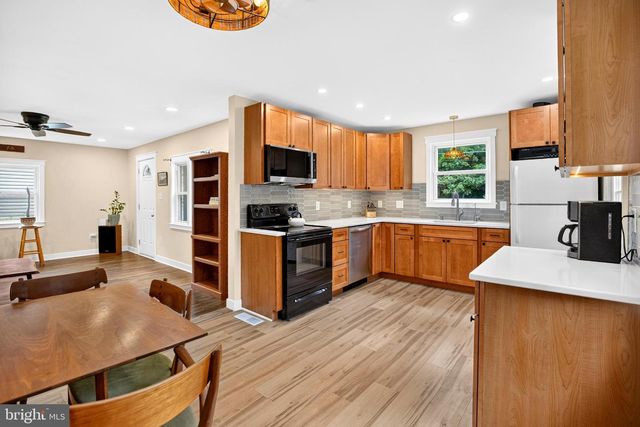 164 SILVER LAKE DR, Clementon, NJ 08021