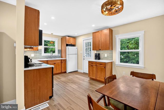 164 SILVER LAKE DR, Clementon, NJ 08021