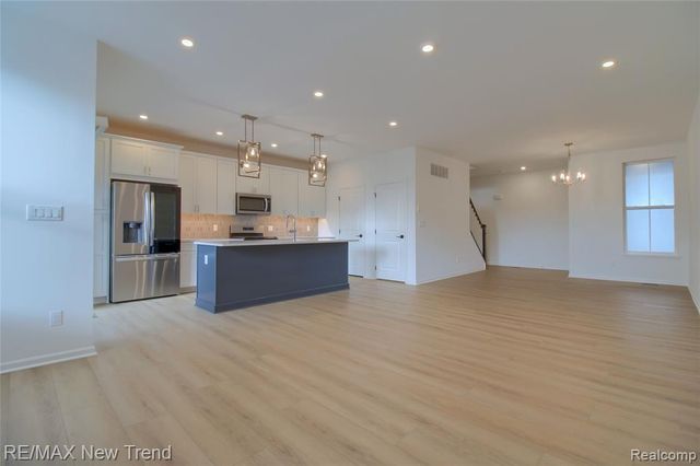 10703 Barrett, Plymouth, MI 48170