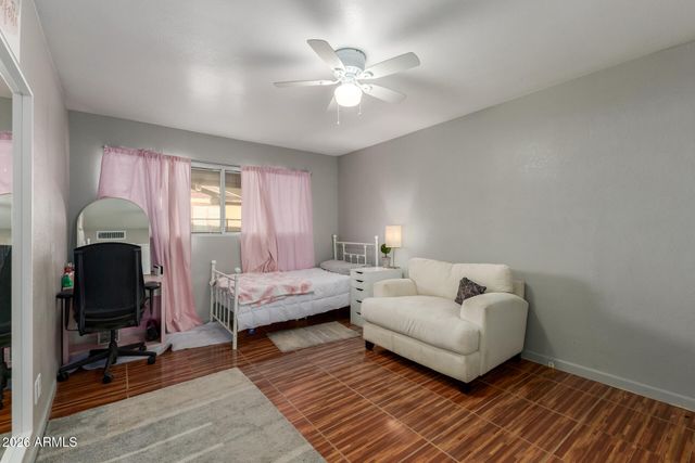 834 E VINE Avenue, Mesa, AZ 85204