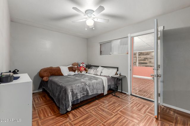 834 E VINE Avenue, Mesa, AZ 85204