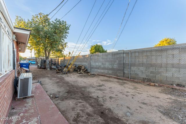 834 E VINE Avenue, Mesa, AZ 85204