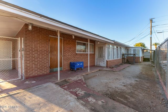 834 E VINE Avenue, Mesa, AZ 85204