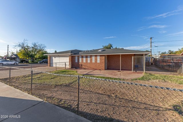 834 E VINE Avenue, Mesa, AZ 85204