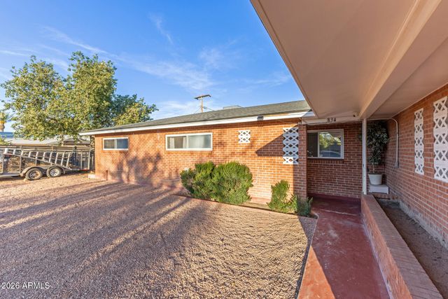 834 E VINE Avenue, Mesa, AZ 85204