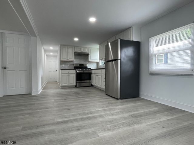 7 5th St., Wayne Twp., NJ 07470