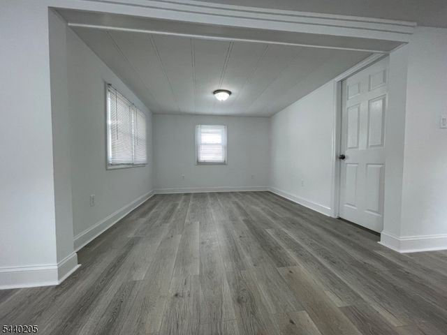 7 5th St., Wayne Twp., NJ 07470