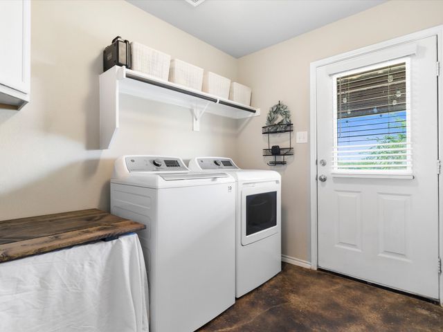 525 Brazos Hills Drive, Weatherford, TX 76087