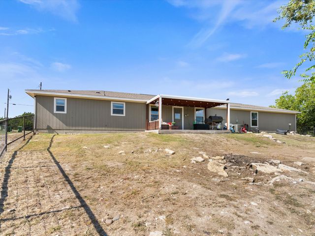 525 Brazos Hills Drive, Weatherford, TX 76087