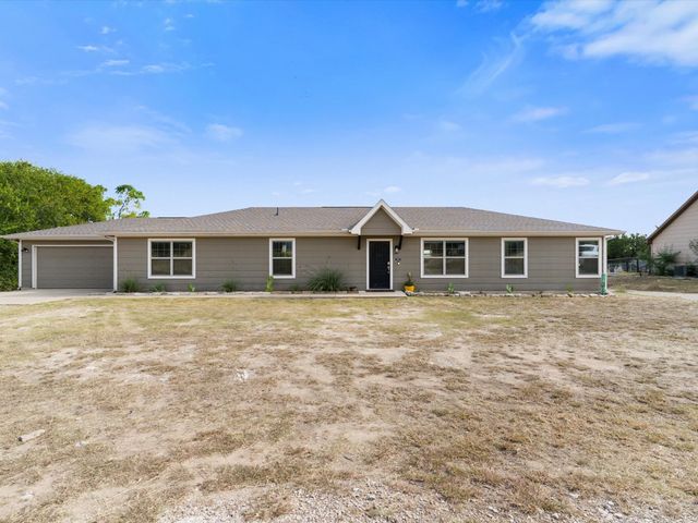 525 Brazos Hills Drive, Weatherford, TX 76087