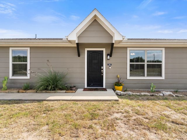 525 Brazos Hills Drive, Weatherford, TX 76087