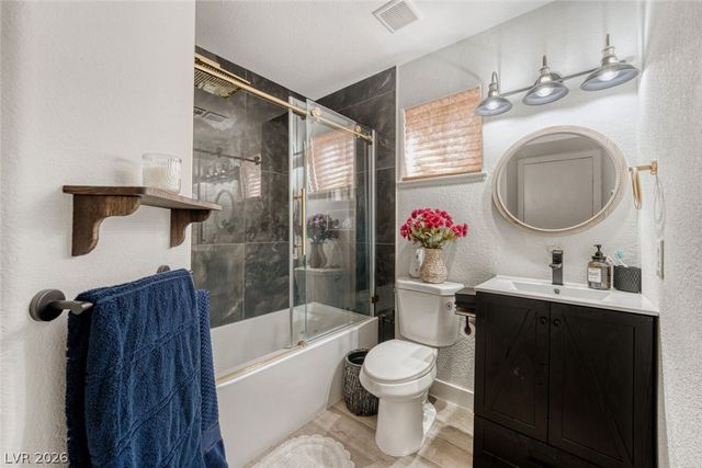 8005 Draco Circle 101, Las Vegas, NV 89128