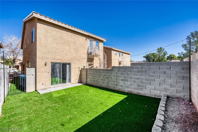 8005 Draco Circle 101, Las Vegas, NV 89128