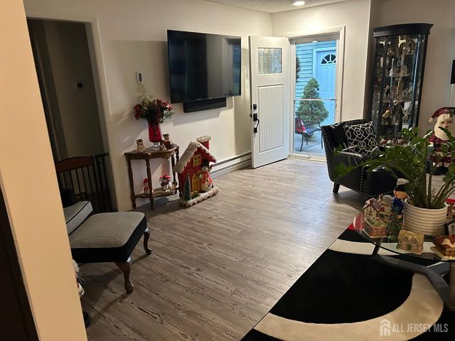 275 Convent Road 275A, Monroe, NJ 08831