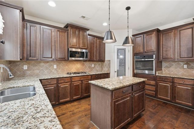 12090 Centerra Drive, Hampton, GA 30228