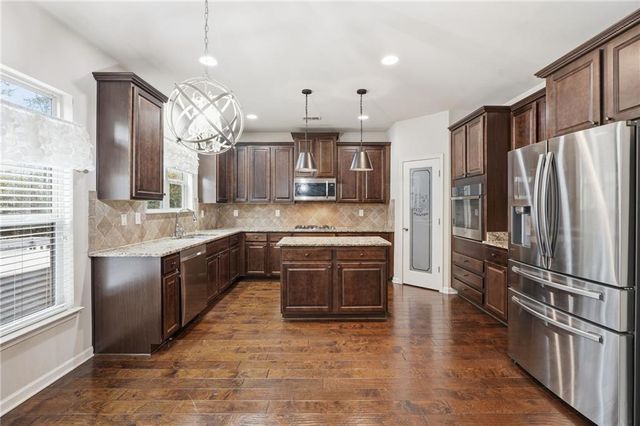 12090 Centerra Drive, Hampton, GA 30228