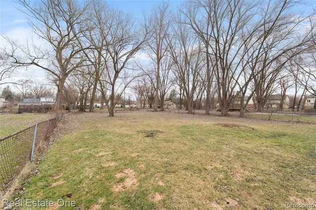 26170 Wick Road, Taylor, MI 48180