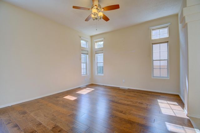 5724 Peppertree Place NE, Albuquerque, NM 87111