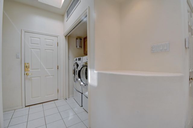 5724 Peppertree Place NE, Albuquerque, NM 87111