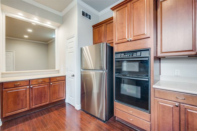 9 Stonebriar Court, Dallas, TX 75206