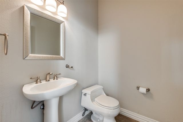 9 Stonebriar Court, Dallas, TX 75206