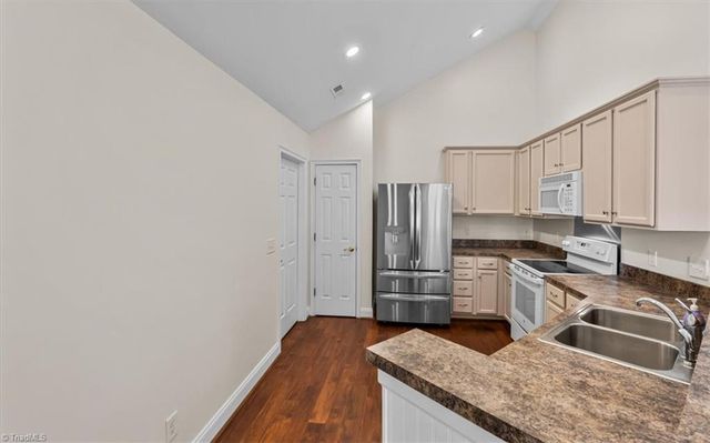 4183 Birch Hammock Drive, Greensboro, NC 27409