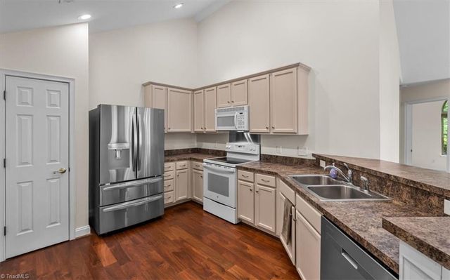 4183 Birch Hammock Drive, Greensboro, NC 27409
