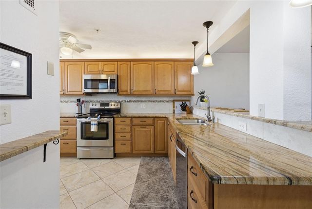17900 GULF BOULEVARD 12C, Redington Shores, FL 33708