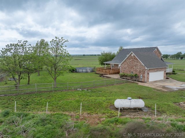 437703 E 340 Road, Big Cabin, OK 74301