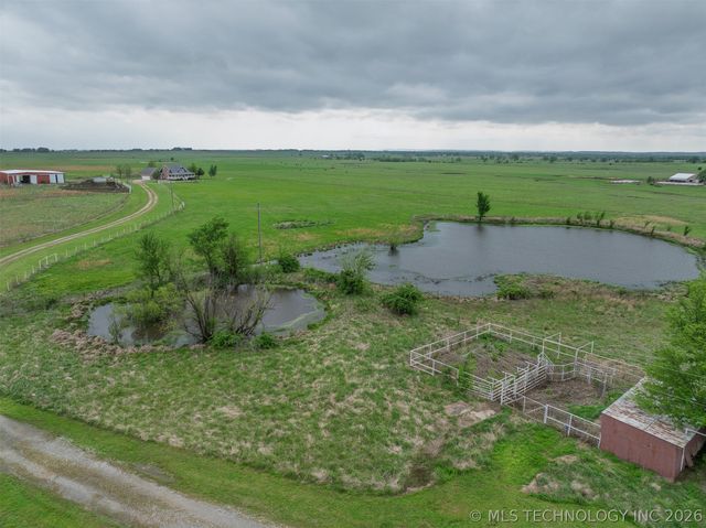 437703 E 340 Road, Big Cabin, OK 74301
