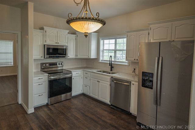 437703 E 340 Road, Big Cabin, OK 74301