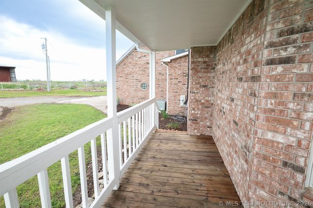 437703 E 340 Road, Big Cabin, OK 74301