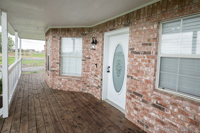 437703 E 340 Road, Big Cabin, OK 74301